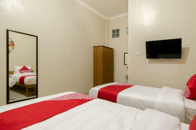 Reddoorz At Joyce Guest House Medan Ngoại thất bức ảnh